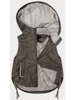 Krátka dámska vesta v khaki farbe s odnímateľnou kapucňou BH Forever (BH-2414) Krátka dámska vesta v khaki farbe s odnímateľnou kapucňou BH Forever (BH-2414)