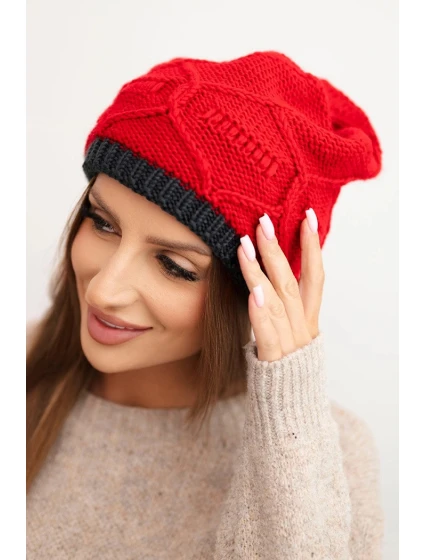 Dámská zimní čepice z vlny s vzorem červená model 21782979 - K-Fashion Dámská zimní čepice z vlny s vzorem červená model 21782979 - K-Fashion