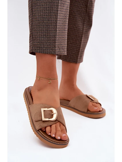 Dámské pantofle s zlatým sponou tmavě béžové model 22125586 - Boto