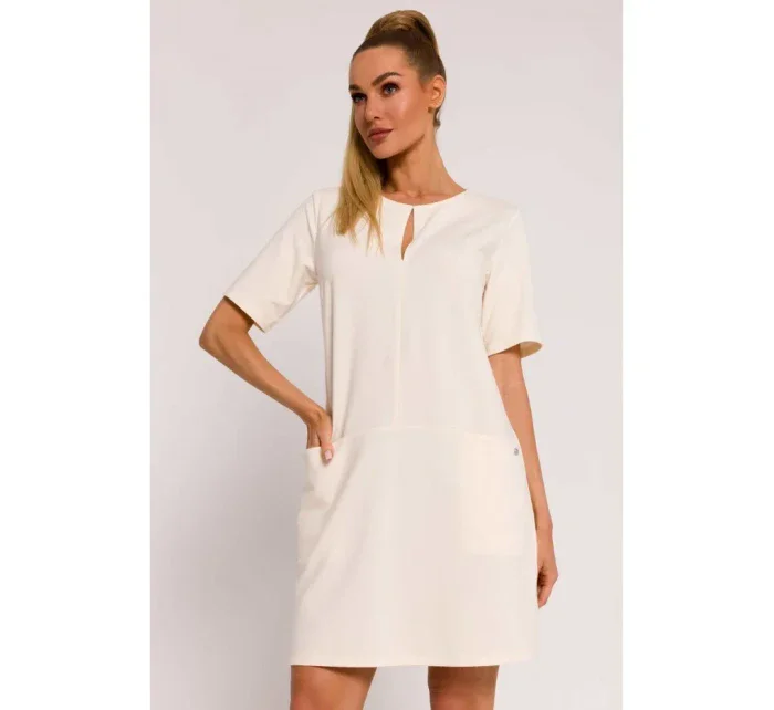 model 19660926 Trapézové šaty s předními kapsami krémové - Moe