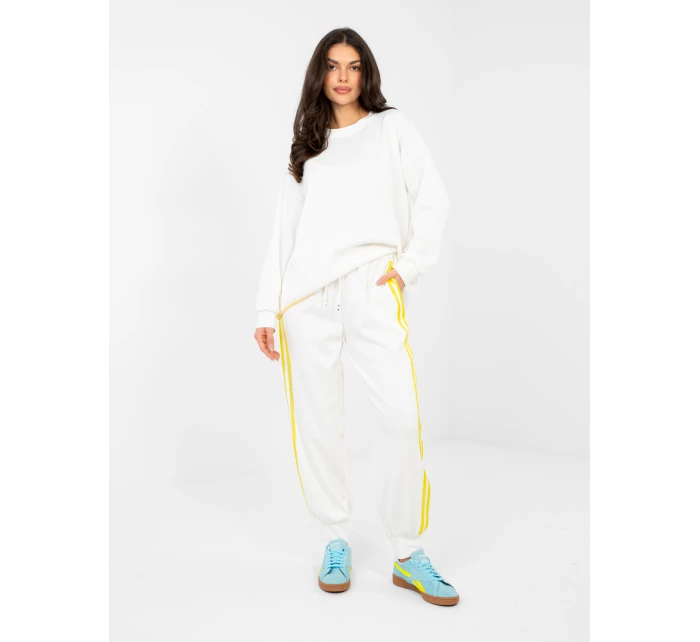 IT sada KMPL 22216.72 ecru