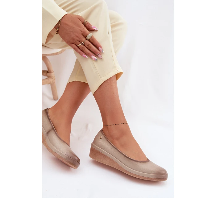 Kožené dámské polobotky na platformě Vinceza Béžové