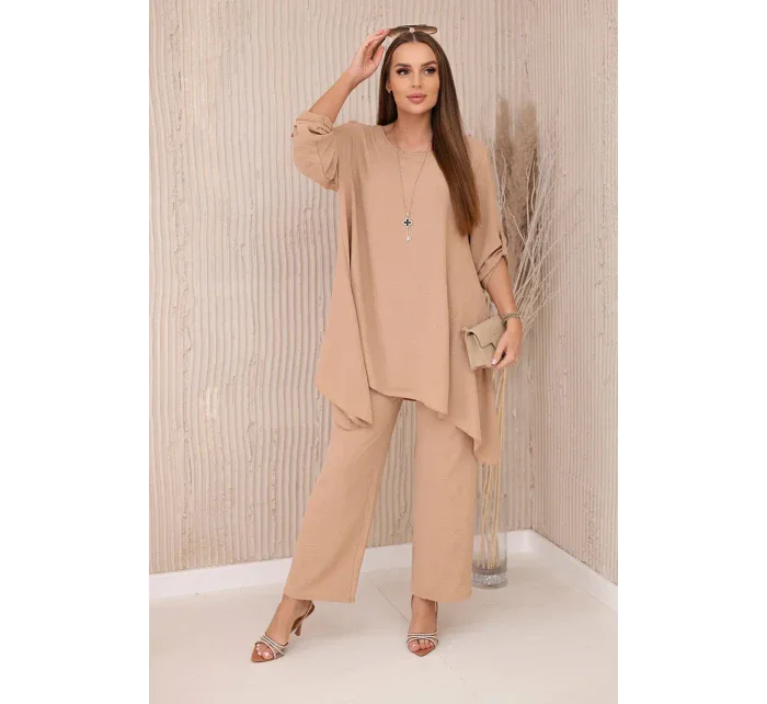 Sada halenky + kalhot s přívěskem Velbloud Sada halenky + kalhot s přívěskem Velbloud