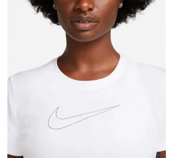 Dámske tričko Nike Sportswear W DM2755 100 Dámske tričko Nike Sportswear W DM2755 100
