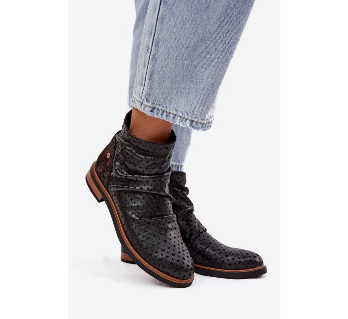Kožené kotníkové boty s perforovaným vzorem Maciejka 05922-01 Černé