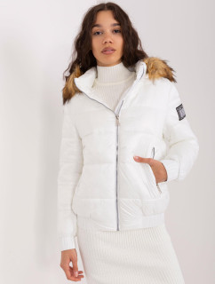 Biela zimná bunda s odnímateľnou kapucňou