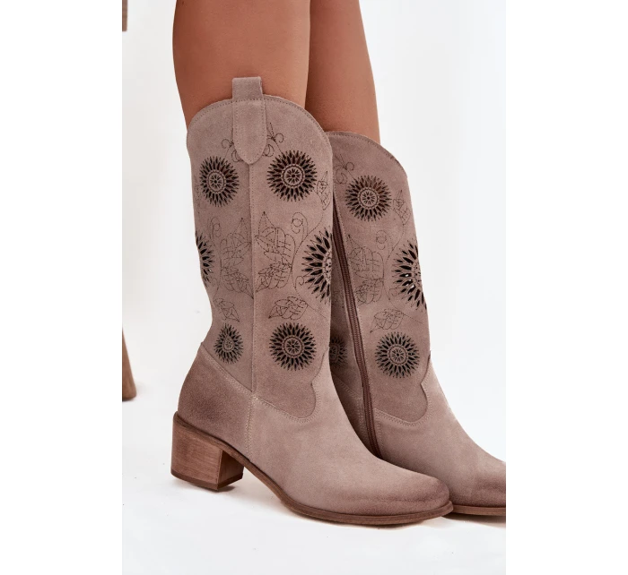 Zamszowe Skórzane Kozaki Damskie Z Ażurowym Wzorem Zazoo 3852 Cappuccino