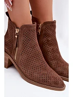 Dámské perforované kotníkové boty model 22100109 Hnědé - VINCEZA
