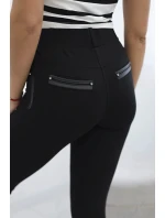 Nohavice s lemom na vrecku v čiernej farbe