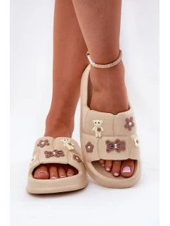 Piankowe Klapki Z Przypinkami Beżowe Redienna