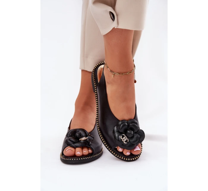 Skórzane Płaskie Sandały Z Ozdobą CheBello 4642 Czarne
