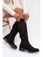 Dámské perforované kozačky na nízkém podpatku model 21998048 Černé - S.Barski