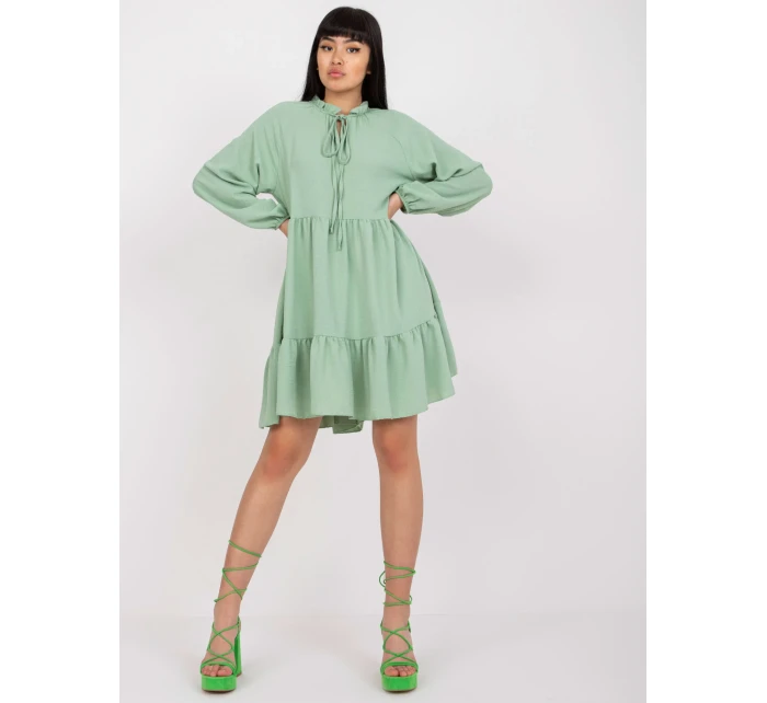 Sukienka DHJ SK model 18627909 pistacjowy - FPrice Sukienka DHJ SK model 18627909 pistacjowy - FPrice