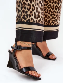 Lakierowane Sandały Damskie Na Koturnie Czarne Vliraya