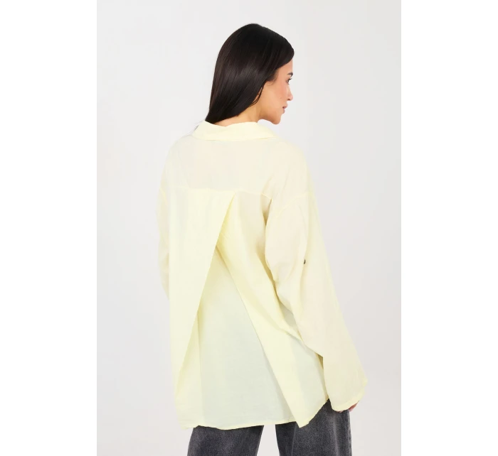 Košeľa s dlhým rukávom model 223316 Továrenská cena