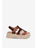 Dámske sandále na platforme s imitáciou semišových remienkov Glimelle Brown Dámske sandále na platforme s imitáciou semišových remienkov Glimelle Brown
