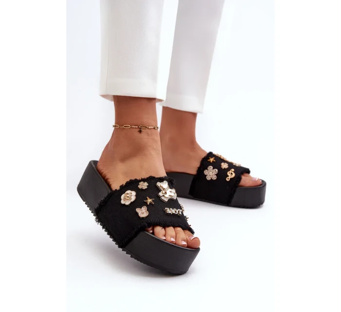 Dámske papuče na platforme s kolíkmi Black Zranesia Dámske papuče na platforme s kolíkmi Black Zranesia