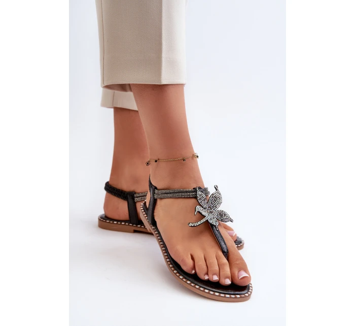 Dámské Ploché Sandály S Ozdobným Stříbrné model 21662044 - EVENTO Dámské Ploché Sandály S Ozdobným Stříbrné model 21662044 - EVENTO