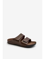 Pohodlné pánské žabky s zipy  tmavě hnědé model 21665802 - Inblu
