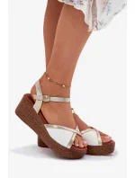 Model topánok na podpätku 215031 Krok v štýle