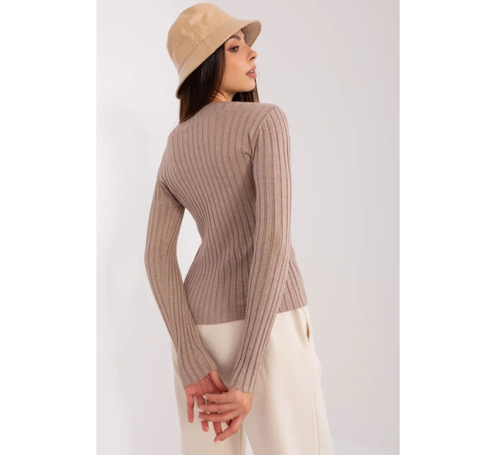 Sveter model 186615 Továrenská cena Sveter model 186615 Továrenská cena