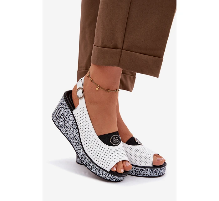 Kožené sandály na platformě model 22101381 bílé - S.Barski Kožené sandály na platformě model 22101381 bílé - S.Barski