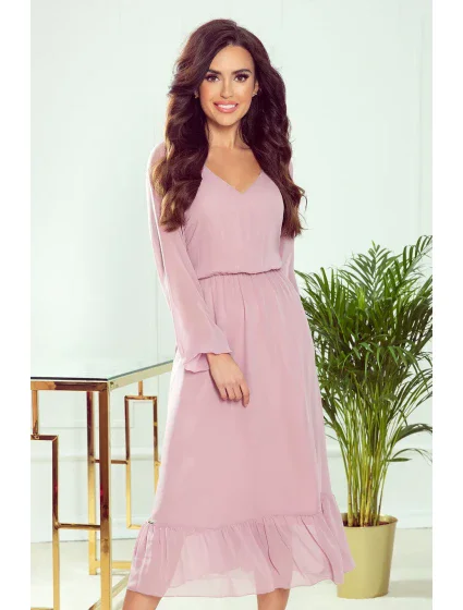 Dámske šifónové midi šaty vo špinavo ružovej farbe s výstrihom a volánikom 304-1 Dámske šifónové midi šaty vo špinavo ružovej farbe s výstrihom a volánikom 304-1