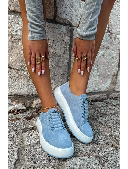 Športová obuv na platforme model 228757 Step in style Športová obuv na platforme model 228757 Step in style