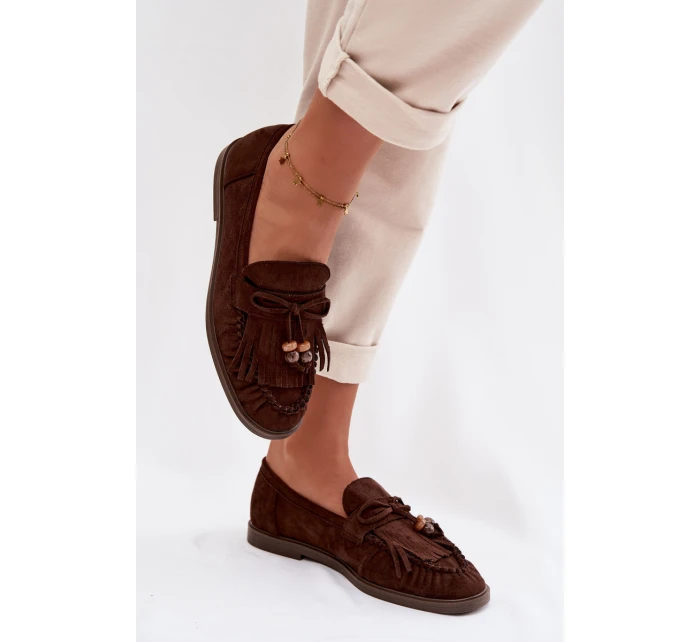 Ženské mokasíny s třásněmi a korálky Čokoládové model 21937642 - Boto Ženské mokasíny s třásněmi a korálky Čokoládové model 21937642 - Boto