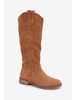 Dámské kozačky na nízkém podpatku camel model 22349395 - Boto Dámské kozačky na nízkém podpatku camel model 22349395 - Boto