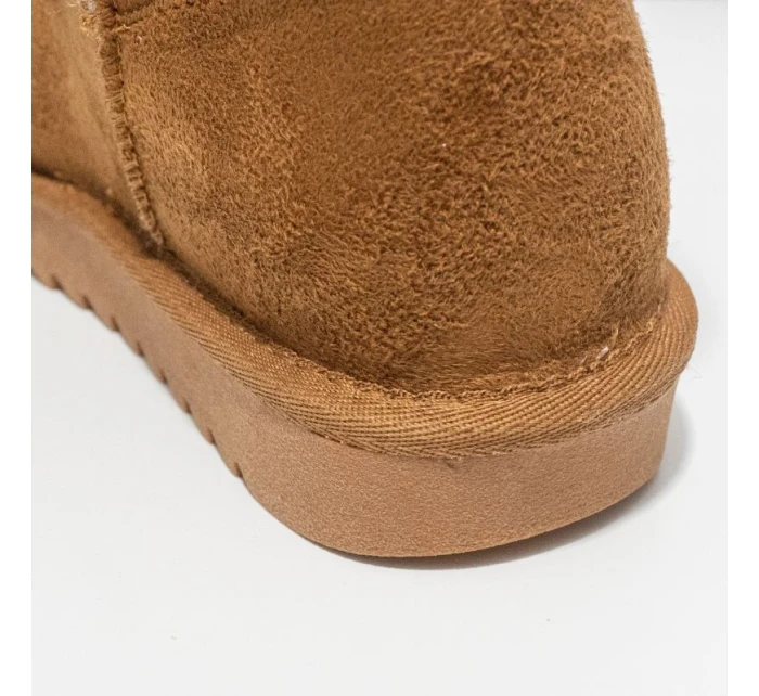 Wrangler Elsa Platform MID dámske snehové topánky zateplené zimné topánky s kožušinou čierne (20243077.37B) dámske Wrangler Elsa Platform MID dámske snehové topánky zateplené zimné topánky s kožušinou čierne (20243077.37B) dámske