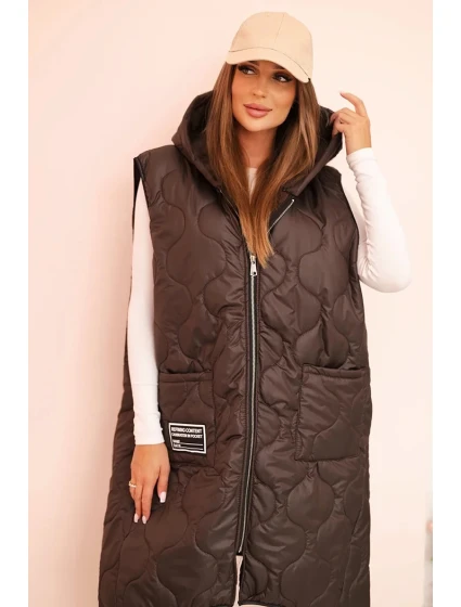 Dámská prošívaná vesta Plus Size s kapucí na zip mocca