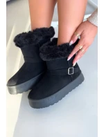 Dámské sněhule na platformě s přezkou a kožešinou Czarne model 21821891 - Boto Dámské sněhule na platformě s přezkou a kožešinou Czarne model 21821891 - Boto