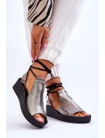 Model topánok na klinoch 181765 Krok v štýle Model topánok na klinoch 181765 Krok v štýle