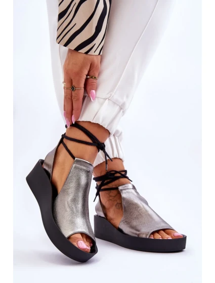 Model topánok na klinoch 181765 Krok v štýle Model topánok na klinoch 181765 Krok v štýle