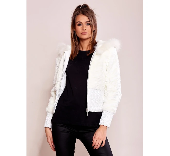 Bunda AT KR K31.24P ecru Bunda AT KR K31.24P ecru