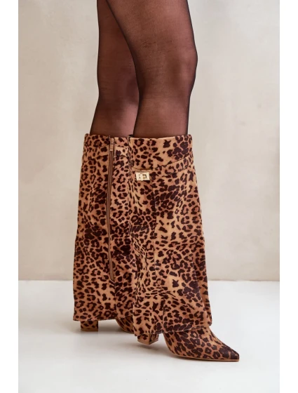 Topánky na podpätku model 203516 Krok vo veľkom štýle Topánky na podpätku model 203516 Krok vo veľkom štýle