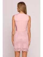 M864 Mini šaty s čipkovanými panelmi - púdrové