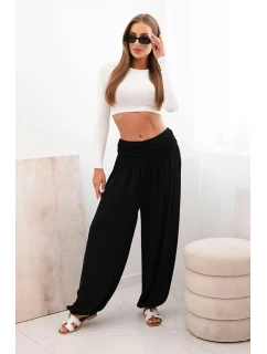 Dámske viskózové nohavice so širokými nohavicami a volánmi čierne