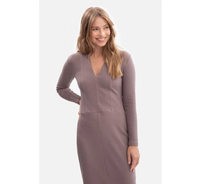 Pletené tužkové šaty model 21379958 - BeWear