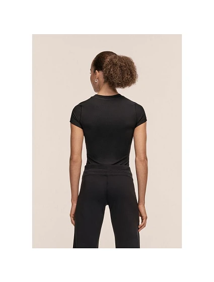 Dámské tričko model 22242703 Rib Tee, černé - Casall Dámské tričko model 22242703 Rib Tee, černé - Casall