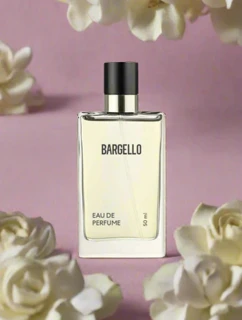 Dámsky parfum 215 s kvetinovou vôňou hrušky a nádychom vanilky 50 ml farebný