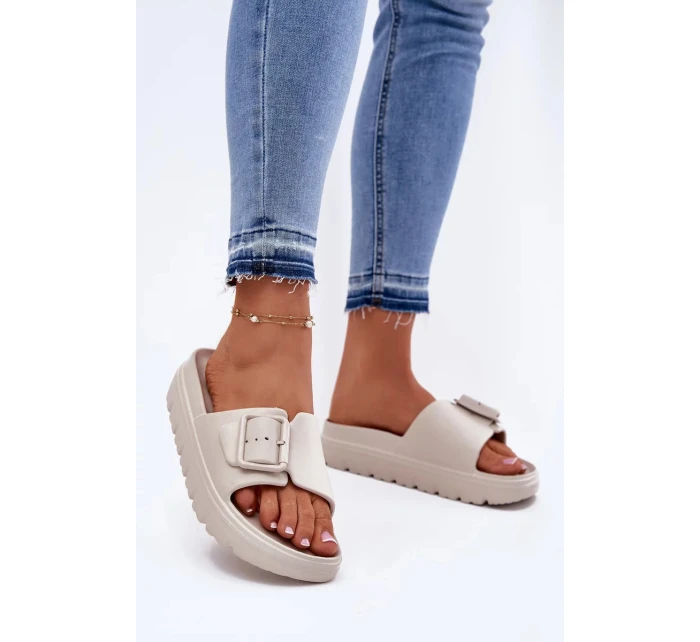 Dámske penové papuče s platformou a prackou - béžové