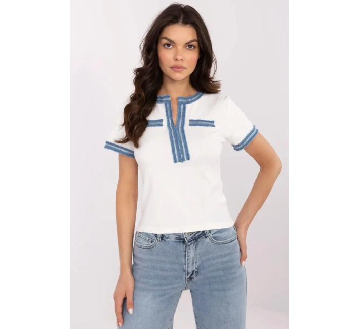Blúzka model 210124 NM