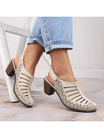 Kožené sandály na podpatku W model 22050556 beige - Rieker Kožené sandály na podpatku W model 22050556 beige - Rieker