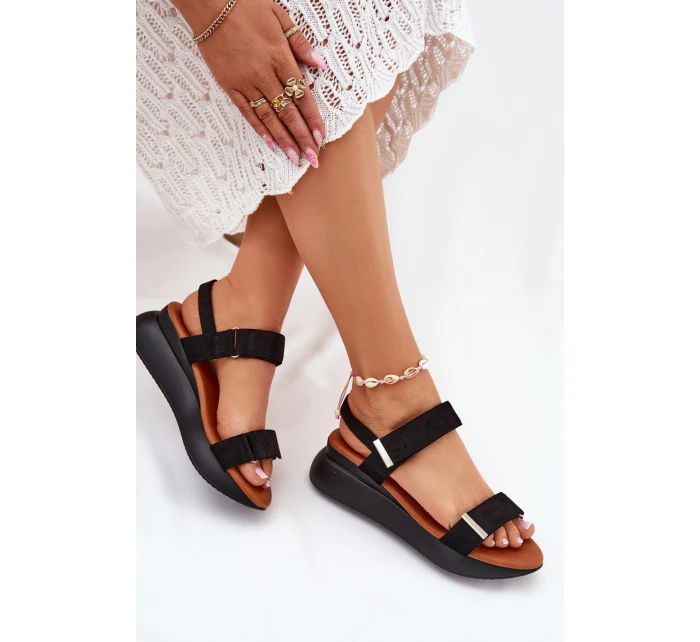 Dámské Sandály Na Klínu Černé model 21698935 - Boto