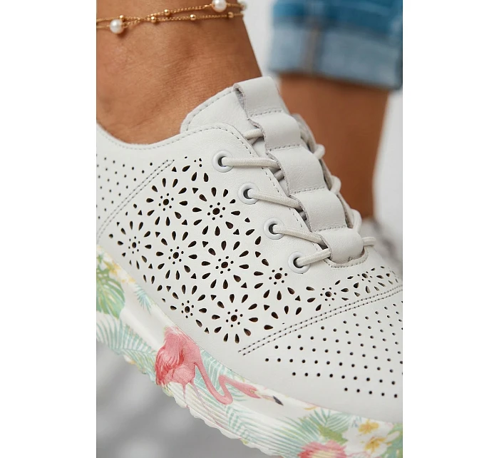 Kožené otevřené dámské polobotky bílé model 22069504 - Boto