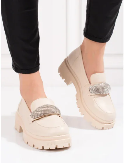 Pohodlné poltopánky dámske hnedé na plochom podpätku Pohodlné poltopánky dámske hnedé na plochom podpätku