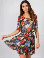 Dámské šaty LK SK model 21151449 černé s květinami - FPrice Dámské šaty LK SK model 21151449 černé s květinami - FPrice