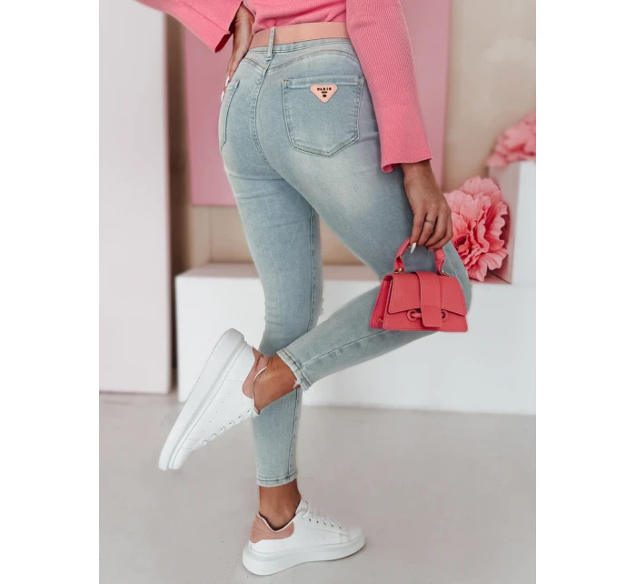 Dámské úzké džínové kalhoty s páskem modré Dstreet model 21984714 - FashionStreet